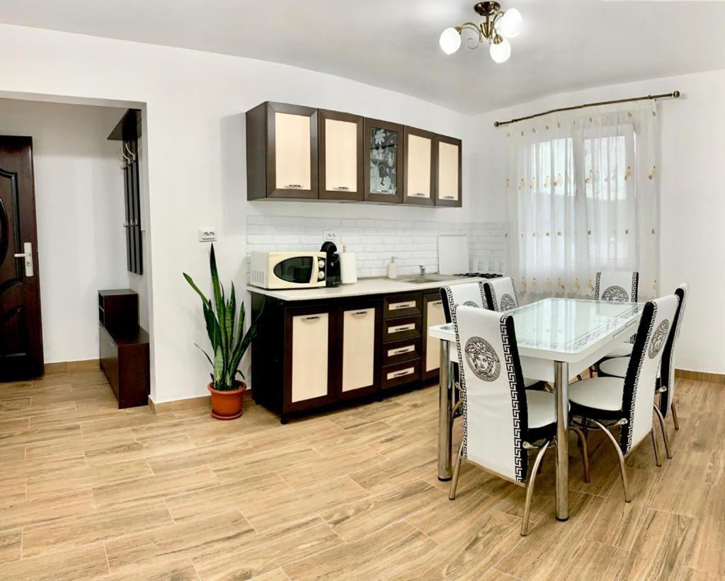 Cazare Apartament Orsova Orşova Exterior foto
